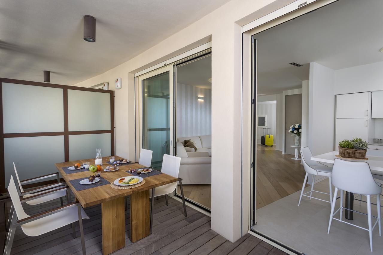 Embassy Aparthotel Rimini Exteriér fotografie